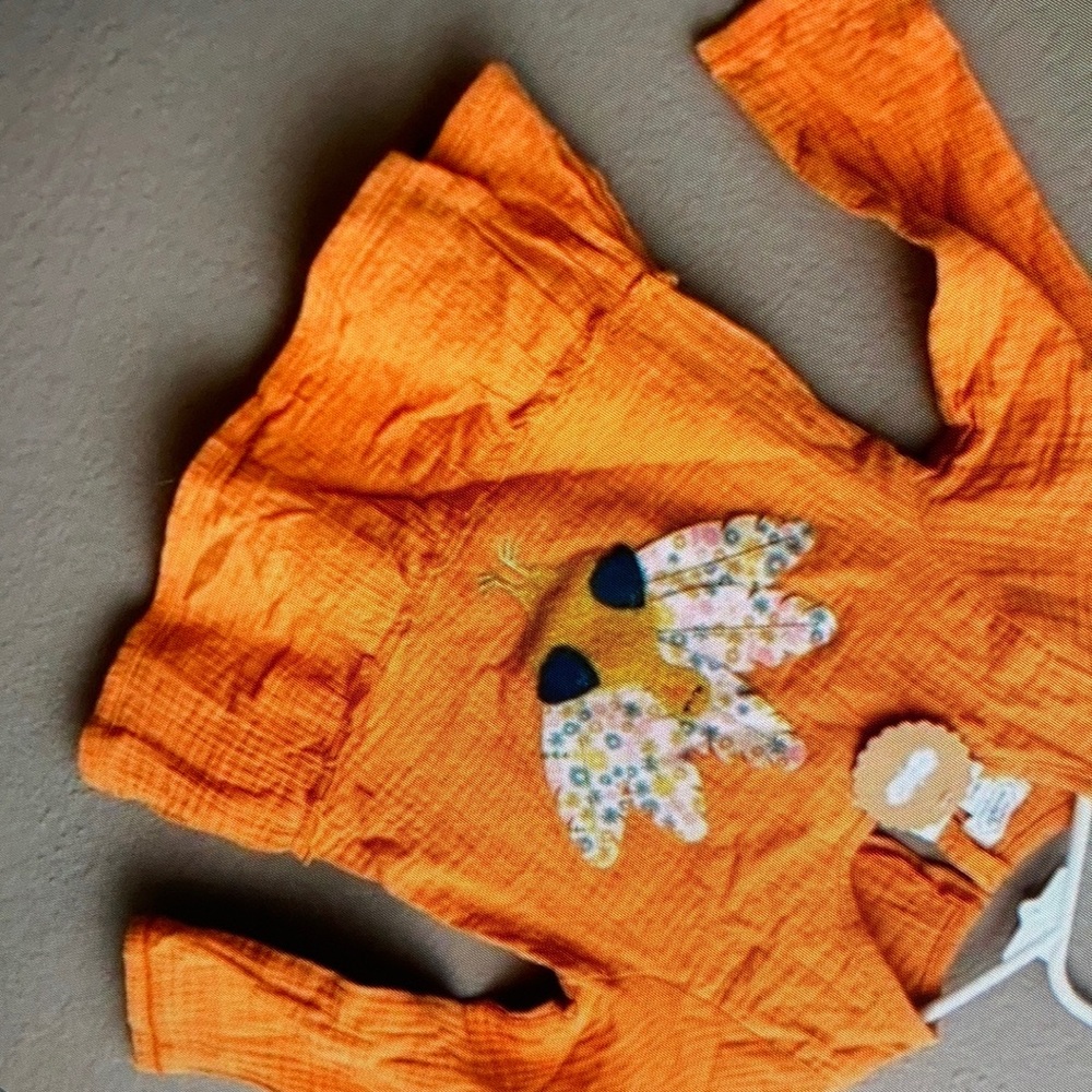 Good condition adorable style charming stylish shirt